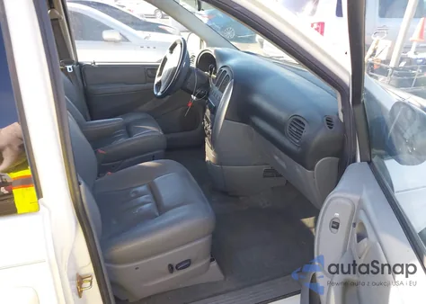 2006 Chrysler Town & Country Touring из США, поврежденный, VIN 2A8GP54L46R661341